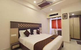Oyo 11489 Pkn Classic Regency