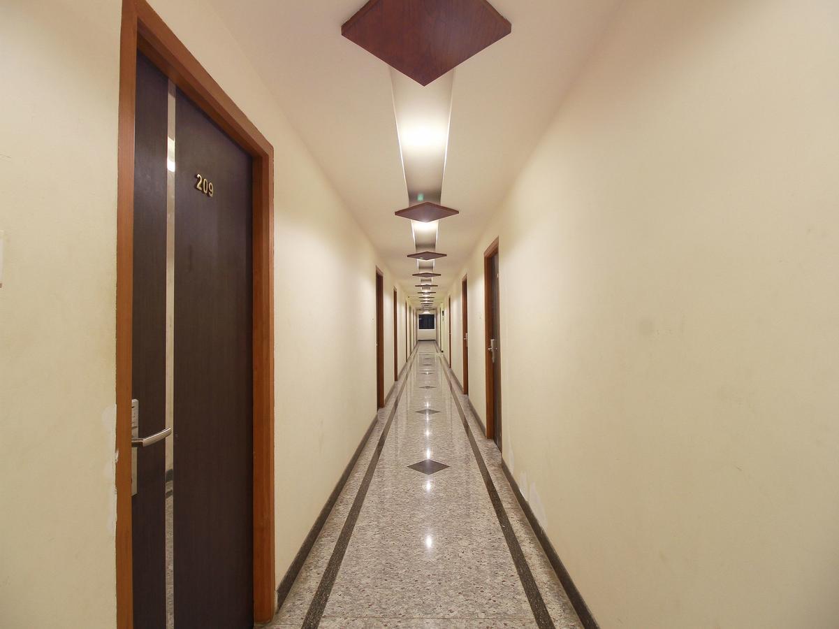 Oyo 11489 Pkn Classic Regency Madurai Exterior photo