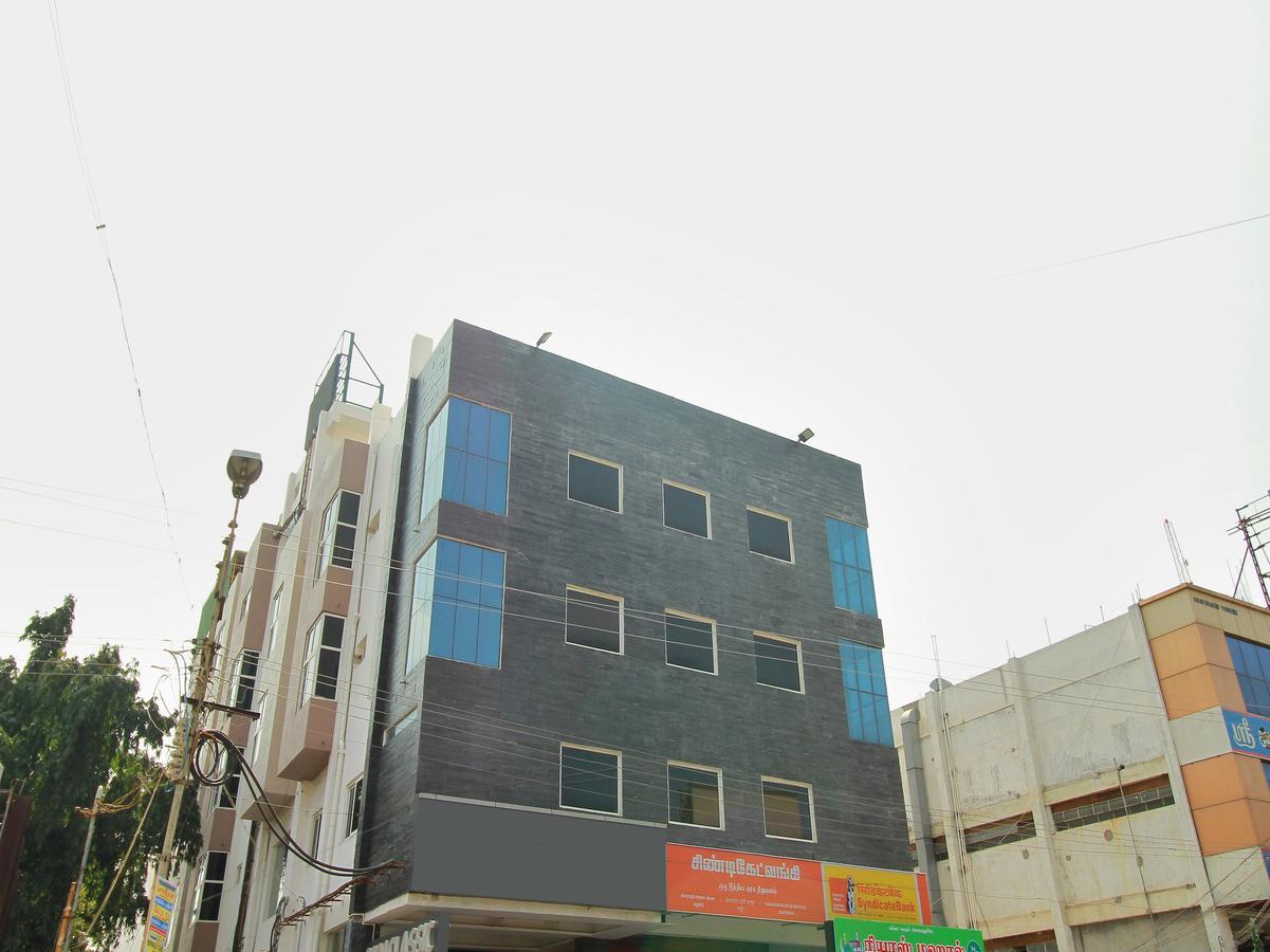 Oyo 11489 Pkn Classic Regency Madurai Exterior photo